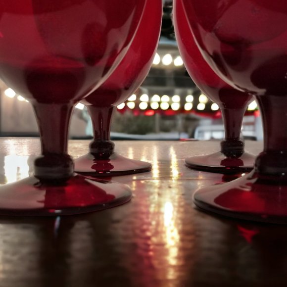 Ruby Red Wine Glass Set of 4 MCM Hand Blown Water/Wine Stemware Goblets - Picture 3 of 12